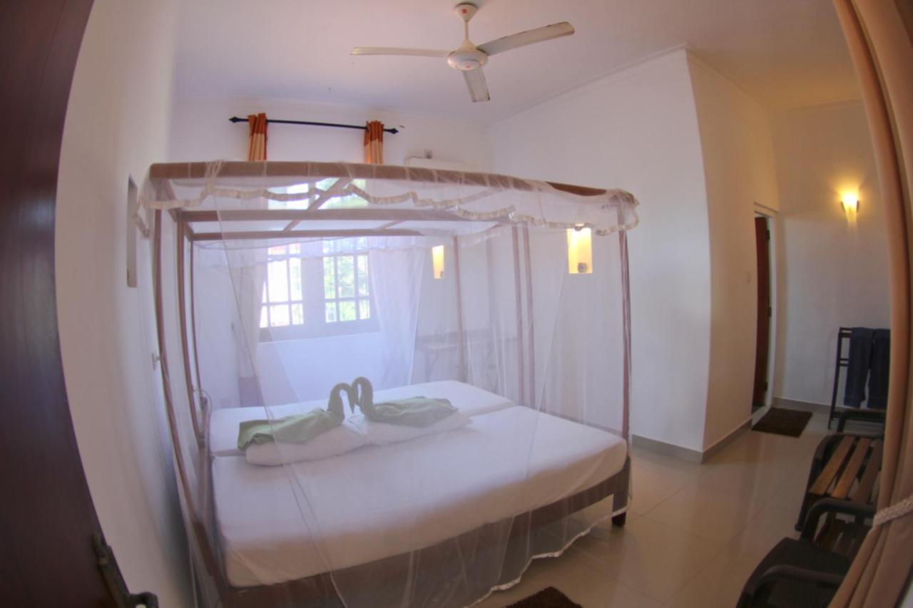 Angel Inn Guest House Negombo Exterior photo